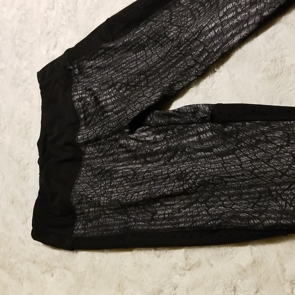 RBX Performance Cropped Leggings Women Size Large Black White - Picture 3 of 9